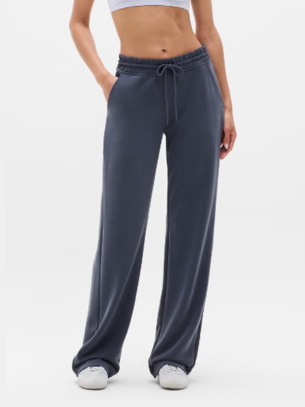 Women’s Athleta Seasoft Mid Rise Straight Pant in Navy